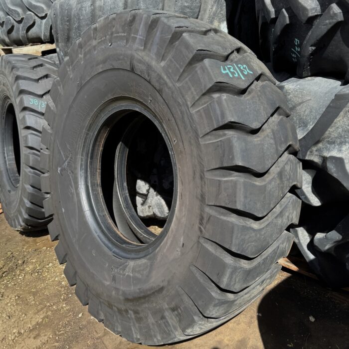 <font color='#da2127' font size ='2'><b>16.00X25 Yokohama OTR Tire E-3 L-3 G-3 IND-3 Y67 28-Ply </font></b><br><font size ='1' color='grey'>CONDITION: </font><font size ='2'>Used-Low-Hour<br><font size ='1' color='grey'>TREAD DEPTH:</font><font size ='2'>  43/32nds<br><font size ='1' color='grey'>DETAILS:</font><font size ='2'> Clean<br><font size ='1' color='grey'>REF #:</font><font size ='2'> W024<br><font size ='1' color='grey'>LOCATION:</font><font size ='2'> San Jacinto, CA