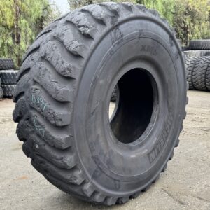 <font color='#da2127' font size ='2'><b>40.5/75R39 Michelin OTR Tire E-3 XMS 2-Star </font></b><br><font size ='1' color='grey'>CONDITION: </font><font size ='2'>Used<br><font size ='1' color='grey'>TREAD DEPTH:</font><font size ='2'>  42/32nds<br><font size ='1' color='grey'>DETAILS:</font><font size ='2'> Clean, Sidewall & Bead Spots, Choppy Tread<br><font size ='1' color='grey'>REF #:</font><font size ='2'> D397<br><font size ='1' color='grey'>LOCATION:</font><font size ='2'> San Jacinto, CA
