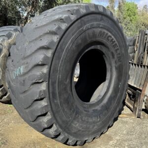 <font color='#da2127' font size ='2'><b>40.5/75R39 Michelin OTR Tire E-3 XMS 2-Star </font></b><br><font size ='1' color='grey'>CONDITION: </font><font size ='2'>Used<br><font size ='1' color='grey'>TREAD DEPTH:</font><font size ='2'>  25/32nds<br><font size ='1' color='grey'>DETAILS:</font><font size ='2'> 1-Shoulder Section, Sidewall Spots<br><font size ='1' color='grey'>REF #:</font><font size ='2'> D401<br><font size ='1' color='grey'>LOCATION:</font><font size ='2'> San Jacinto, CA