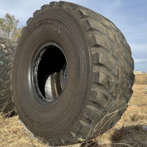 <font color='#da2127' font size ='2'><b>24R21 Bridgestone OTR Tire E-2 VGT 1-Star </font></b><br><font size ='1' color='grey'>CONDITION: </font><font size ='2'>Used<br><font size ='1' color='grey'>TREAD DEPTH:</font><font size ='2'>  9/32nds<br><font size ='1' color='grey'>DETAILS:</font><font size ='2'> Clean, 1-Balance Pad<br><font size ='1' color='grey'>REF #:</font><font size ='2'> Z326<br><font size ='1' color='grey'>LOCATION:</font><font size ='2'> Amarillo, TX