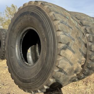 <font color='#da2127' font size ='2'><b>24R21 Bridgestone OTR Tire E-2 VGT 1-Star </font></b><br><font size ='1' color='grey'>CONDITION: </font><font size ='2'>Used<br><font size ='1' color='grey'>TREAD DEPTH:</font><font size ='2'>  10/32nds<br><font size ='1' color='grey'>DETAILS:</font><font size ='2'> Clean, 2-Balance Pads<br><font size ='1' color='grey'>REF #:</font><font size ='2'> Z327<br><font size ='1' color='grey'>LOCATION:</font><font size ='2'> Amarillo, TX