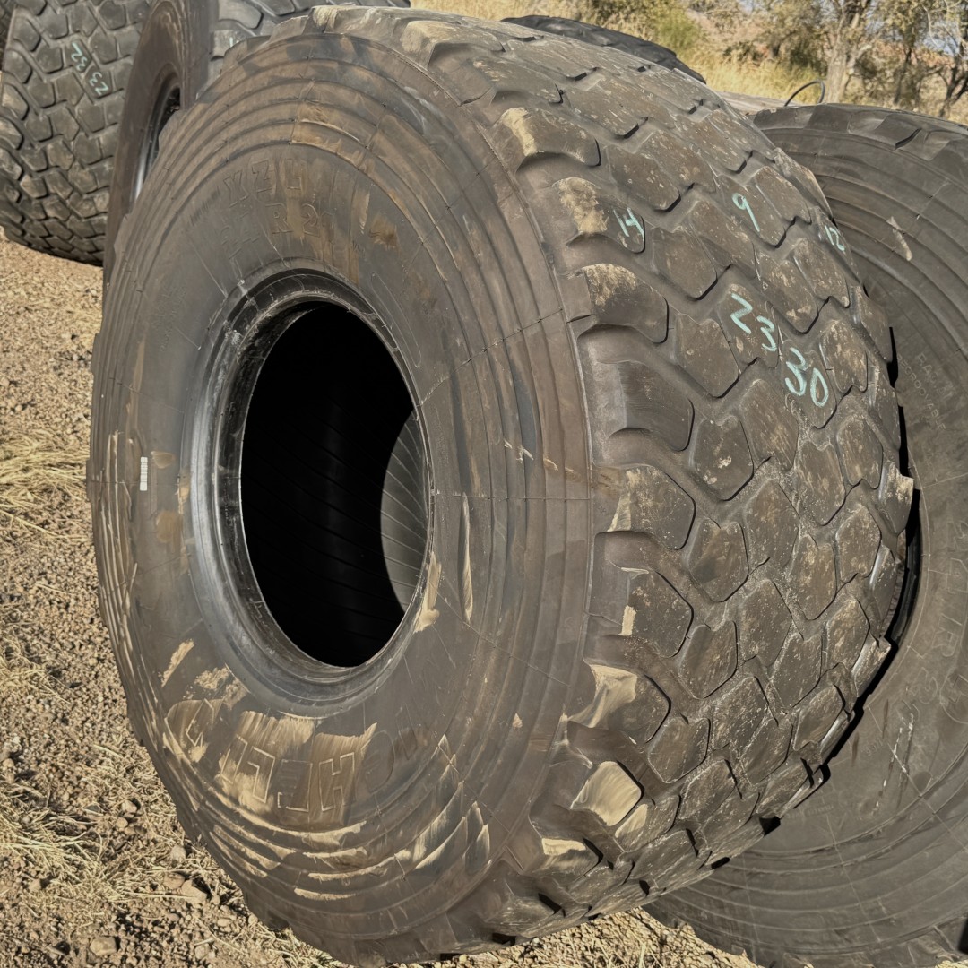 <font color='#da2127' font size ='2'><b>24R21 Michelin OTR Tire M-3 Off-Road XZL Military 16-Ply </font></b><br><font size ='1' color='grey'>CONDITION: </font><font size ='2'>Used<br><font size ='1' color='grey'>TREAD DEPTH:</font><font size ='2'> 11/32nds<br><font size ='1' color='grey'>DETAILS:</font><font size ='2'> Clean, Uneven Wear<br><font size ='1' color='grey'>REF #:</font><font size ='2'> Z330<br><font size ='1' color='grey'>LOCATION:</font><font size ='2'> Amarillo, TX