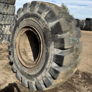 <font color='#da2127' font size ='2'><b>29.5X29 General OTR Tire L-5 LD250 28-Ply </font></b><br><font size ='1' color='grey'>CONDITION: </font><font size ='2'>Used<br><font size ='1' color='grey'>TREAD DEPTH:</font><font size ='2'>  65/32nds<br><font size ='1' color='grey'>DETAILS:</font><font size ='2'> Clean, Cosmetic Cuts on One Side, On Rim<br><font size ='1' color='grey'>REF #:</font><font size ='2'> Z340<br><font size ='1' color='grey'>LOCATION:</font><font size ='2'> Amarillo, TX