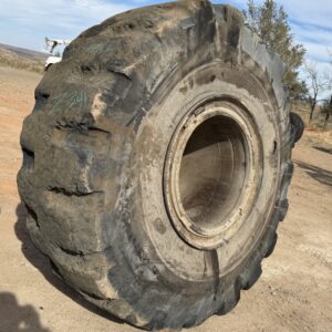 <font color='#da2127' font size ='2'><b>29.5X29 Firestone OTR Tire L-4 SRG DT LD Super Rock Grip Deep Tread 40-Ply </font></b><br><font size ='1' color='grey'>CONDITION: </font><font size ='2'>Retread-Used<br><font size ='1' color='grey'>TREAD DEPTH:</font><font size ='2'>  50/32nds<br><font size ='1' color='grey'>DETAILS:</font><font size ='2'> Clean, Rough Tread, Rock Cuts, On Rim<br><font size ='1' color='grey'>REF #:</font><font size ='2'> Z341<br><font size ='1' color='grey'>LOCATION:</font><font size ='2'> Amarillo, TX