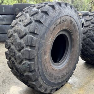 <font color='#da2127' font size ='2'><b>29.5R25 Triangle OTR Tire E-3 L-3 TB516 2-Star </font></b><br><font size ='1' color='grey'>CONDITION: </font><font size ='2'>Used<br><font size ='1' color='grey'>TREAD DEPTH:</font><font size ='2'>  38/32nds<br><font size ='1' color='grey'>DETAILS:</font><font size ='2'> Clean, Rough Tread, Sidewall Cuts<br><font size ='1' color='grey'>REF #:</font><font size ='2'> D420<br><font size ='1' color='grey'>LOCATION:</font><font size ='2'> San Jacinto, CA