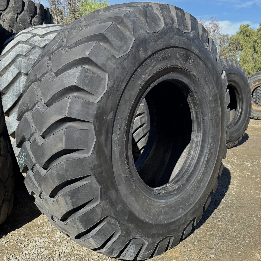 <font color='#da2127' font size ='2'><b>29.5X35 Firestone OTR Tire E-3 L-3 SRG Super Rock Grip 34-Ply </font></b><br><font size ='1' color='grey'>CONDITION: </font><font size ='2'>New-Take-Off<br><font size ='1' color='grey'>TREAD DEPTH:</font><font size ='2'> 49/32nds<br><font size ='1' color='grey'>DETAILS:</font><font size ='2'> Clean<br><font size ='1' color='grey'>REF #:</font><font size ='2'> D435<br><font size ='1' color='grey'>LOCATION:</font><font size ='2'> Tucson, AZ
