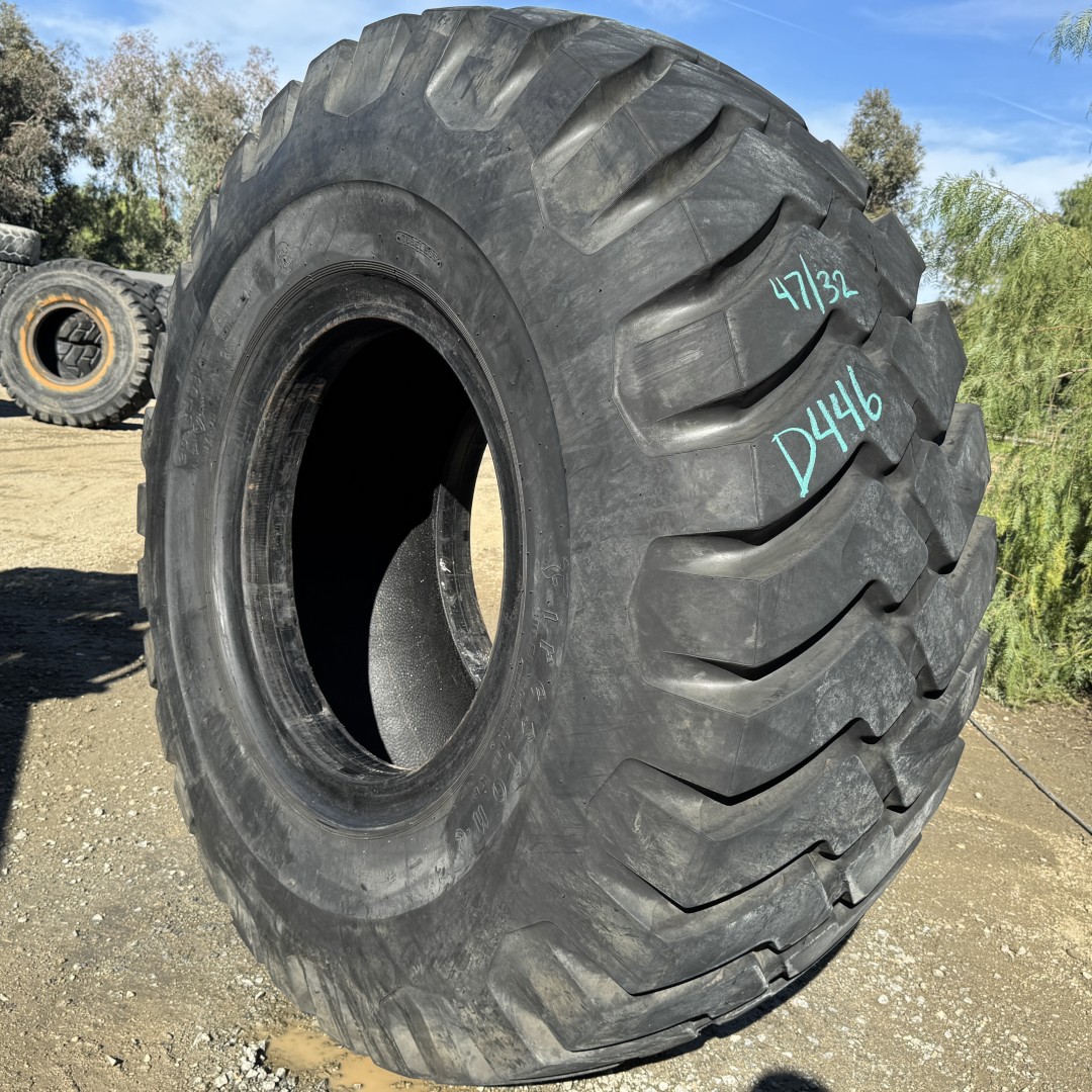<font color='#da2127' font size ='2'><b>29.5X35 Firestone OTR Tire E-3 L-3 SRG Super Rock Grip 34-Ply </font></b><br><font size ='1' color='grey'>CONDITION: </font><font size ='2'>Used-Low-Hour<br><font size ='1' color='grey'>TREAD DEPTH:</font><font size ='2'> 47/32nds<br><font size ='1' color='grey'>DETAILS:</font><font size ='2'> Clean<br><font size ='1' color='grey'>REF #:</font><font size ='2'> D446<br><font size ='1' color='grey'>LOCATION:</font><font size ='2'> Tucson, AZ