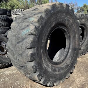 <font color='#da2127' font size ='2'><b>35/65R33 Michelin OTR Tire L-4 XLDD1 2-Star </font></b><br><font size ='1' color='grey'>CONDITION: </font><font size ='2'>Used<br><font size ='1' color='grey'>TREAD DEPTH:</font><font size ='2'>  15/32nds<br><font size ='1' color='grey'>DETAILS:</font><font size ='2'> Clean, Rough-Tread, Shoulder Cracks<br><font size ='1' color='grey'>REF #:</font><font size ='2'> D530<br><font size ='1' color='grey'>LOCATION:</font><font size ='2'> San Jacinto, CA
