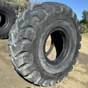 <font color='#da2127' font size ='2'><b>26.5X25 Firestone OTR Tire E-3 L-3 SRG Super Rock Grip 20-Ply </font></b><br><font size ='1' color='grey'>CONDITION: </font><font size ='2'>Used<br><font size ='1' color='grey'>TREAD DEPTH:</font><font size ='2'>  33/32nds<br><font size ='1' color='grey'>DETAILS:</font><font size ='2'> Clean, Rough Tread, Severe Rock Cuts on One Side "As Is"<br><font size ='1' color='grey'>REF #:</font><font size ='2'> W188<br><font size ='1' color='grey'>LOCATION:</font><font size ='2'> Huntsville, AR