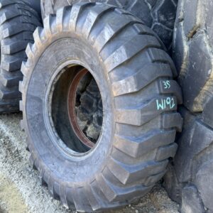 <font color='#da2127' font size ='2'><b>20.5X25 Specialty Tires of America OTR Tire E-2 L-2 G-2 R-4 American Contractor 12-Ply </font></b><br><font size ='1' color='grey'>CONDITION: </font><font size ='2'>Used<br><font size ='1' color='grey'>TREAD DEPTH:</font><font size ='2'>  35/32nds<br><font size ='1' color='grey'>DETAILS:</font><font size ='2'> Clean, Sidewall Sat Flat Cracks<br><font size ='1' color='grey'>REF #:</font><font size ='2'> W192<br><font size ='1' color='grey'>LOCATION:</font><font size ='2'> San Jacinto, CA
