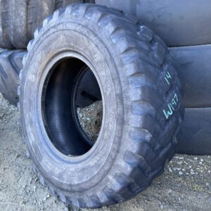 <font color='#da2127' font size ='2'><b>17.5R25 Bridgestone OTR Tire E-2 L-2 G-2 VUT 1-Star </font></b><br><font size ='1' color='grey'>CONDITION: </font><font size ='2'>Used<br><font size ='1' color='grey'>TREAD DEPTH:</font><font size ='2'>  14/32nds<br><font size ='1' color='grey'>DETAILS:</font><font size ='2'> Clean, Weathered Tread<br><font size ='1' color='grey'>REF #:</font><font size ='2'> W197<br><font size ='1' color='grey'>LOCATION:</font><font size ='2'> San Jacinto, CA