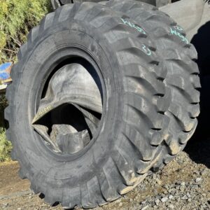 <font color='#da2127' font size ='2'><b>10.00X20 Bridgestone OTR Tire E-2 L-2 G-2 Fast Grip 14-Ply </font></b><br><font size ='1' color='grey'>CONDITION: </font><font size ='2'>Used<br><font size ='1' color='grey'>TREAD DEPTH:</font><font size ='2'>  23/32nds<br><font size ='1' color='grey'>DETAILS:</font><font size ='2'> Clean, Tube Included<br><font size ='1' color='grey'>REF #:</font><font size ='2'> W233<br><font size ='1' color='grey'>LOCATION:</font><font size ='2'> San Jacinto, CA