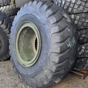 <font color='#da2127' font size ='2'><b>29.5X35 Firestone OTR Tire E-3 L-3 SRG Super Rock Grip 34-Ply </font></b><br><font size ='1' color='grey'>CONDITION: </font><font size ='2'>Used<br><font size ='1' color='grey'>TREAD DEPTH:</font><font size ='2'>  13/32nds<br><font size ='1' color='grey'>DETAILS:</font><font size ='2'> Clean, On Rim<br><font size ='1' color='grey'>REF #:</font><font size ='2'> W178<br><font size ='1' color='grey'>LOCATION:</font><font size ='2'> San Jacinto, CA