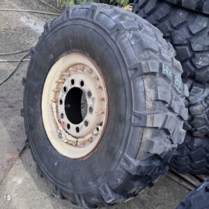 <font color='#da2127' font size ='2'><b>395/85R20 Michelin OTR Tire M-3 Off-Road XML Military  14-Ply </font></b><br><font size ='1' color='grey'>CONDITION: </font><font size ='2'>Used<br><font size ='1' color='grey'>TREAD DEPTH:</font><font size ='2'>  27/32nds<br><font size ='1' color='grey'>DETAILS:</font><font size ='2'> Clean, On Double Bevel Rim, Mild Age Cracks in Tread, 2006<br><font size ='1' color='grey'>REF #:</font><font size ='2'> W287<br><font size ='1' color='grey'>LOCATION:</font><font size ='2'> San Jacinto, CA