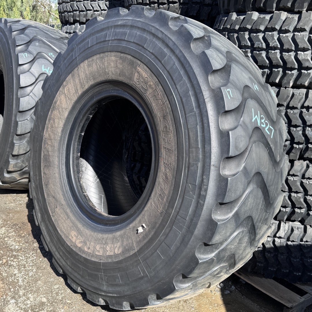 <font color='#da2127' font size ='2'><b>23.5R25 Michelin OTR Tire E-3 L-3 XHA2 2-Star </font></b><br><font size ='1' color='grey'>CONDITION: </font><font size ='2'>Used<br><font size ='1' color='grey'>TREAD DEPTH:</font><font size ='2'> 14/32nds<br><font size ='1' color='grey'>DETAILS:</font><font size ='2'> Clean, Mildly Aged Tread<br><font size ='1' color='grey'>REF #:</font><font size ='2'> W327<br><font size ='1' color='grey'>LOCATION:</font><font size ='2'> San Jacinto, CA