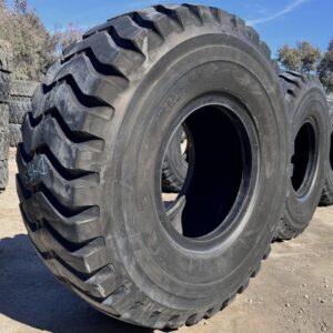 <font color='#da2127' font size ='2'><b>29.5R35 Bridgestone OTR Tire E-3 VRL 2-Star </font></b><br><font size ='1' color='grey'>CONDITION: </font><font size ='2'>Used-Low-Hour<br><font size ='1' color='grey'>TREAD DEPTH:</font><font size ='2'>  48/32nds<br><font size ='1' color='grey'>DETAILS:</font><font size ='2'> Clean, Minor Rock Cuts<br><font size ='1' color='grey'>REF #:</font><font size ='2'> D543<br><font size ='1' color='grey'>LOCATION:</font><font size ='2'> San Jacinto, CA