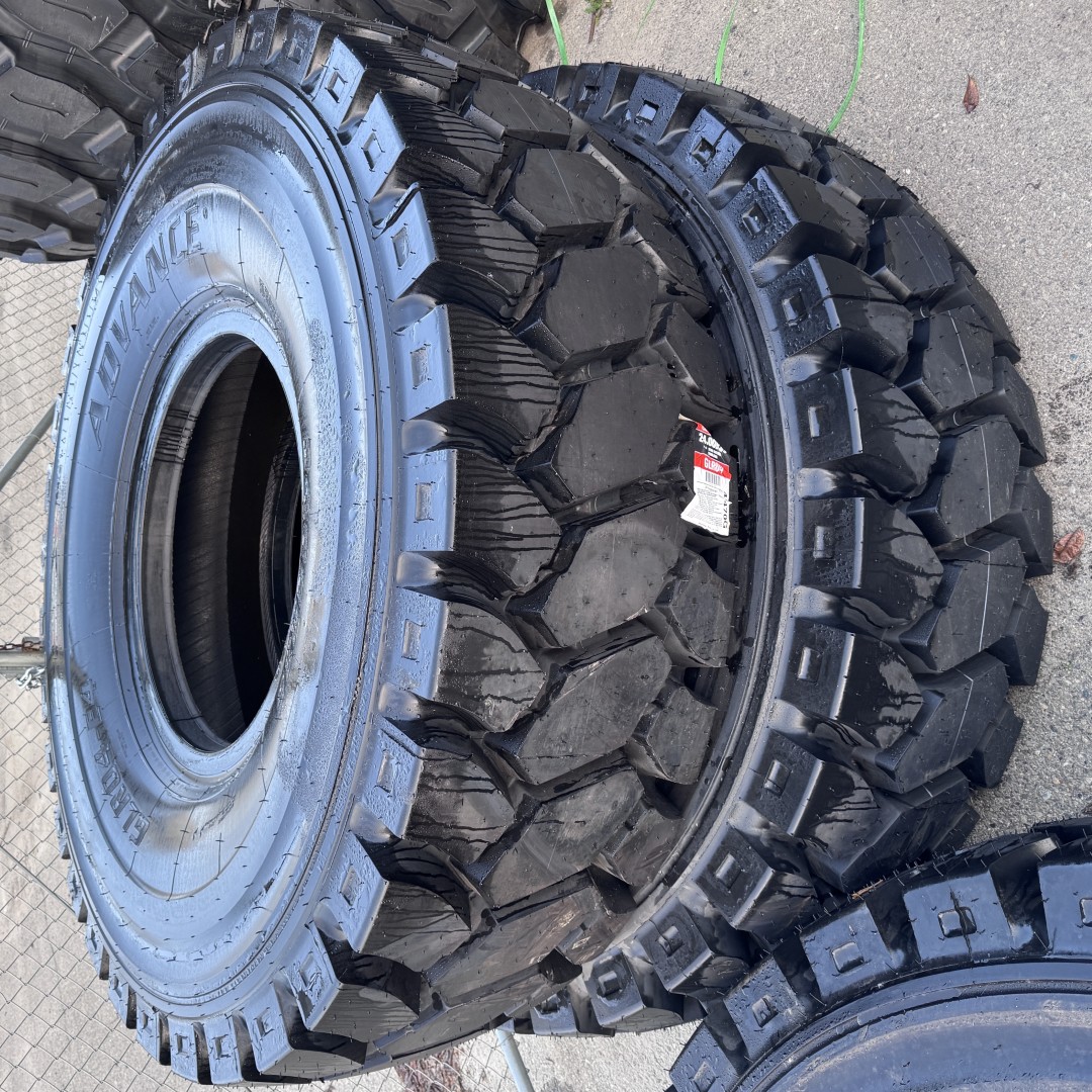 <font color='#da2127' font size ='2'><b>24.00R35 Advance OTR Tire E-4 GLR04 2-Star </font></b><br><font size ='1' color='grey'>CONDITION: </font><font size ='2'>New<br><font size ='1' color='grey'>TREAD DEPTH:</font><font size ='2'> 86/32nds<br><font size ='1' color='grey'>DETAILS:</font><font size ='2'> Unused<br><font size ='1' color='grey'>REF #:</font><font size ='2'> LS099<br><font size ='1' color='grey'>LOCATION:</font><font size ='2'> Fowler, CA