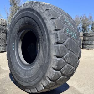 <font color='#da2127' font size ='2'><b>26.5R25 Bridgestone OTR Tire E-3 L-3 VMT 1-Star </font></b><br><font size ='1' color='grey'>CONDITION: </font><font size ='2'>Used<br><font size ='1' color='grey'>TREAD DEPTH:</font><font size ='2'>  8/32nds<br><font size ='1' color='grey'>DETAILS:</font><font size ='2'> Clean, Weathered Tread, Shoulder Cracks on One Side<br><font size ='1' color='grey'>REF #:</font><font size ='2'> Z423<br><font size ='1' color='grey'>LOCATION:</font><font size ='2'> San Jacinto, CA
