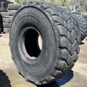 <font color='#da2127' font size ='2'><b>26.5R25 Michelin OTR Tire E-3 XADN 2-Star </font></b><br><font size ='1' color='grey'>CONDITION: </font><font size ='2'>Used<br><font size ='1' color='grey'>TREAD DEPTH:</font><font size ='2'>  25/32nds<br><font size ='1' color='grey'>DETAILS:</font><font size ='2'> Severe Sidewall Cuts "As Is"<br><font size ='1' color='grey'>REF #:</font><font size ='2'> Z429<br><font size ='1' color='grey'>LOCATION:</font><font size ='2'> San Jacinto, CA