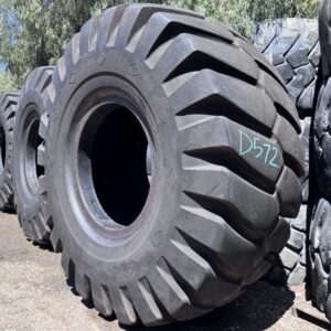 <font color='#da2127' font size ='2'><b>37.5X39 Goodyear OTR Tire E-3 HRL3F HRL-3F 52-Ply </font></b><br><font size ='1' color='grey'>CONDITION: </font><font size ='2'>Used<br><font size ='1' color='grey'>TREAD DEPTH:</font><font size ='2'>  52/32nds<br><font size ='1' color='grey'>DETAILS:</font><font size ='2'> Clean<br><font size ='1' color='grey'>REF #:</font><font size ='2'> D572<br><font size ='1' color='grey'>LOCATION:</font><font size ='2'> San Jacinto, CA