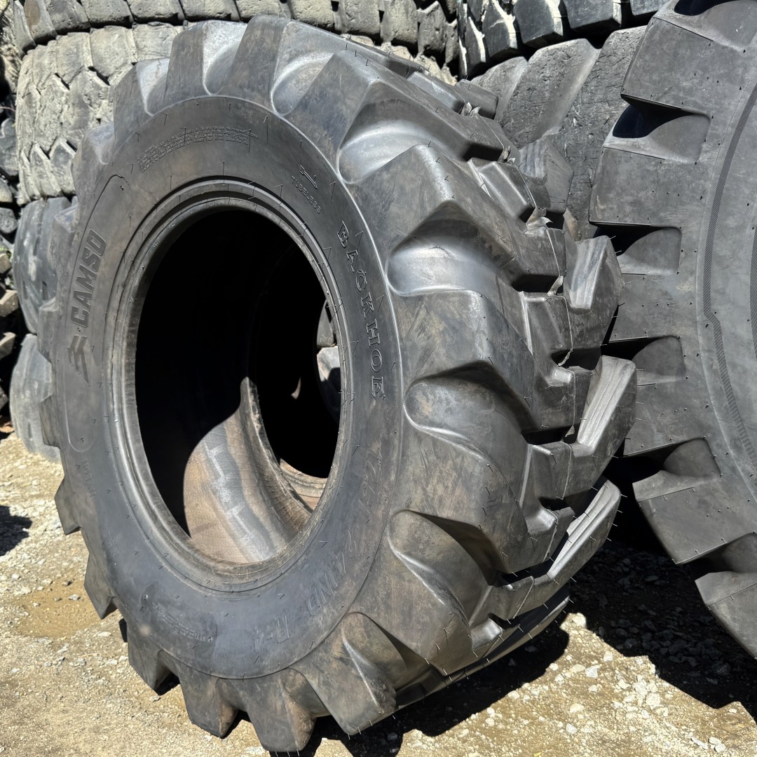 <font color='#da2127' font size ='2'><b>17.5LX24 Camso OTR Tire R-4 Backhoe 10-Ply </font></b><br><font size ='1' color='grey'>CONDITION: </font><font size ='2'>New<br><font size ='1' color='grey'>TREAD DEPTH:</font><font size ='2'> 34/32nds<br><font size ='1' color='grey'>DETAILS:</font><font size ='2'> Unused<br><font size ='1' color='grey'>REF #:</font><font size ='2'> W368<br><font size ='1' color='grey'>LOCATION:</font><font size ='2'> San Jacinto, CA