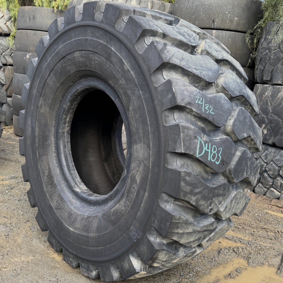 <font color='#da2127' font size ='2'><b>35/65R33 Bridgestone OTR Tire E-4 L-4 VSNTZ 4-Star </font></b><br><font size ='1' color='grey'>CONDITION: </font><font size ='2'>Used<br><font size ='1' color='grey'>TREAD DEPTH:</font><font size ='2'> 72/32nds<br><font size ='1' color='grey'>DETAILS:</font><font size ='2'> Clean<br><font size ='1' color='grey'>REF #:</font><font size ='2'> D483<br><font size ='1' color='grey'>LOCATION:</font><font size ='2'> Yakima, WA