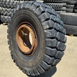 <font color='#da2127' font size ='2'><b>18.00R25 Bridgestone OTR Tire E-4 G-4 VMTS 2-Star </font></b><br><font size ='1' color='grey'>CONDITION: </font><font size ='2'>Used<br><font size ='1' color='grey'>TREAD DEPTH:</font><font size ='2'>  39/32nds<br><font size ='1' color='grey'>DETAILS:</font><font size ='2'> Clean, On Rim<br><font size ='1' color='grey'>REF #:</font><font size ='2'> D623<br><font size ='1' color='grey'>LOCATION:</font><font size ='2'> San Jacinto, CA