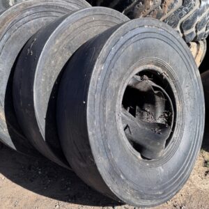 <font color='#da2127' font size ='2'><b>11.00X20 Armour OTR Tire Compactor C1 16-Ply </font></b><br><font size ='1' color='grey'>CONDITION: </font><font size ='2'>New-Take-Off<br><font size ='1' color='grey'>TREAD DEPTH:</font><font size ='2'> <br><font size ='1' color='grey'>DETAILS:</font><font size ='2'> Clean<br><font size ='1' color='grey'>REF #:</font><font size ='2'> HD004<br><font size ='1' color='grey'>LOCATION:</font><font size ='2'> Jurupa Valley, CA