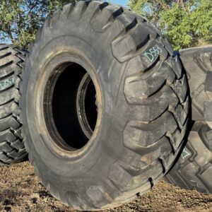 <font color='#da2127' font size ='2'><b>29.5X35 Firestone OTR Tire E-3 L-3 SRG Super Rock Grip 34-Ply </font></b><br><font size ='1' color='grey'>CONDITION: </font><font size ='2'>Used-Low-Hour<br><font size ='1' color='grey'>TREAD DEPTH:</font><font size ='2'>  48/32nds<br><font size ='1' color='grey'>DETAILS:</font><font size ='2'> Clean<br><font size ='1' color='grey'>REF #:</font><font size ='2'> D553<br><font size ='1' color='grey'>LOCATION:</font><font size ='2'> Amarillo, TX