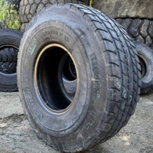 <font color='#da2127' font size ='2'><b>525/80R25 Michelin OTR Tire E-2 Crane Highway X-Crane 176F </font></b><br><font size ='1' color='grey'>CONDITION: </font><font size ='2'>Used<br><font size ='1' color='grey'>TREAD DEPTH:</font><font size ='2'>  11/32nds<br><font size ='1' color='grey'>DETAILS:</font><font size ='2'> Clean, 20.5R25<br><font size ='1' color='grey'>REF #:</font><font size ='2'> L026<br><font size ='1' color='grey'>LOCATION:</font><font size ='2'> San Jacinto, CA
