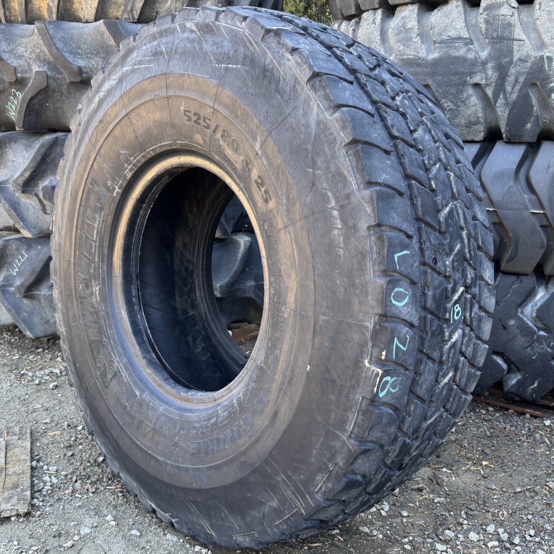 <font color='#da2127' font size ='2'><b>525/80R25 Michelin OTR Tire E-2 Crane Highway X-Crane 176F </font></b><br><font size ='1' color='grey'>CONDITION: </font><font size ='2'>Used<br><font size ='1' color='grey'>TREAD DEPTH:</font><font size ='2'> 18/32nds<br><font size ='1' color='grey'>DETAILS:</font><font size ='2'> Clean, Choppy, 20.5R25<br><font size ='1' color='grey'>REF #:</font><font size ='2'> L028<br><font size ='1' color='grey'>LOCATION:</font><font size ='2'> San Jacinto, CA