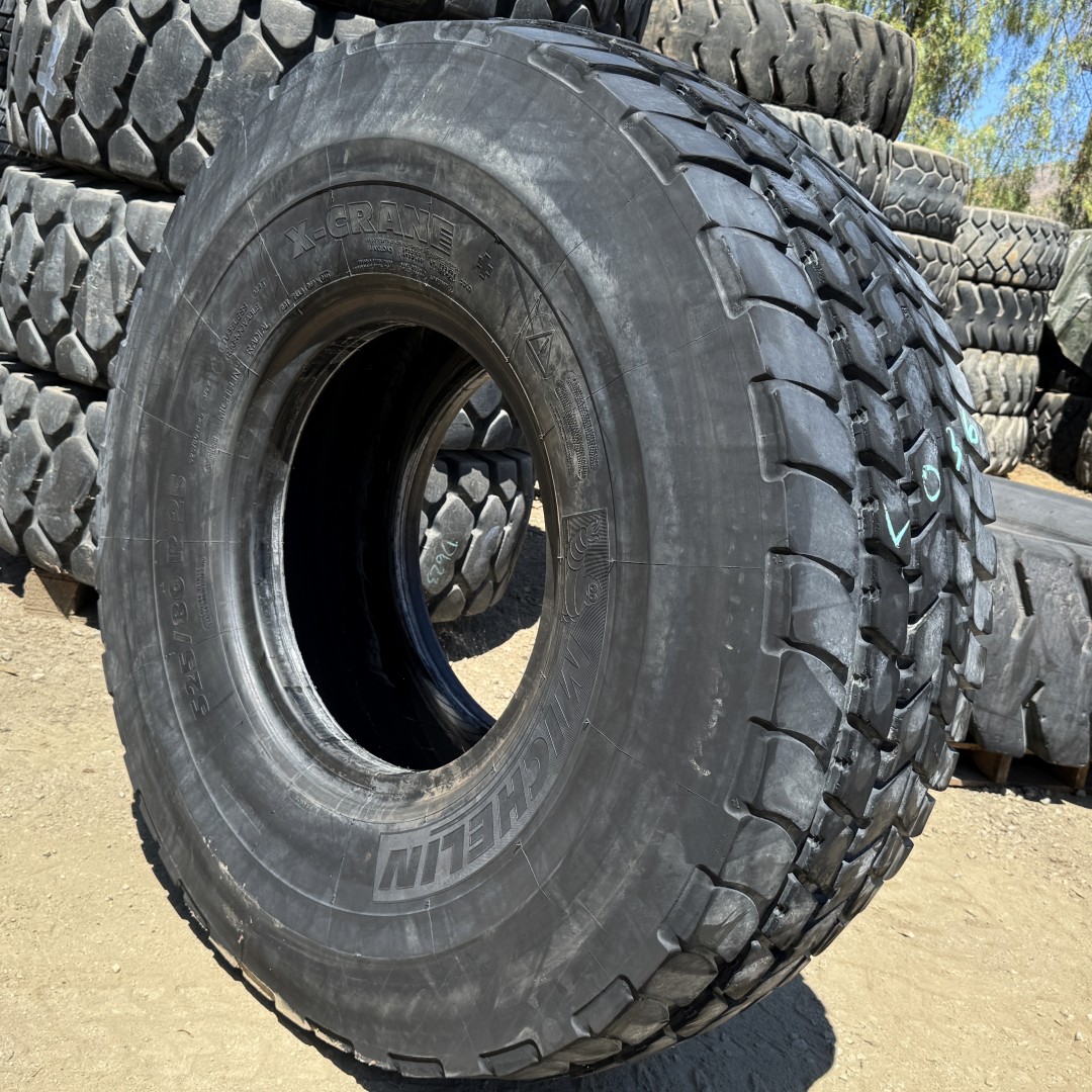 <font color='#da2127' font size ='2'><b>525/80R25 Michelin OTR Tire E-2 Crane Highway X-Crane 176F </font></b><br><font size ='1' color='grey'>CONDITION: </font><font size ='2'>Used<br><font size ='1' color='grey'>TREAD DEPTH:</font><font size ='2'> 25/32nds<br><font size ='1' color='grey'>DETAILS:</font><font size ='2'> Clean, Cupping, 20.5R25<br><font size ='1' color='grey'>REF #:</font><font size ='2'> L036<br><font size ='1' color='grey'>LOCATION:</font><font size ='2'> San Jacinto, CA