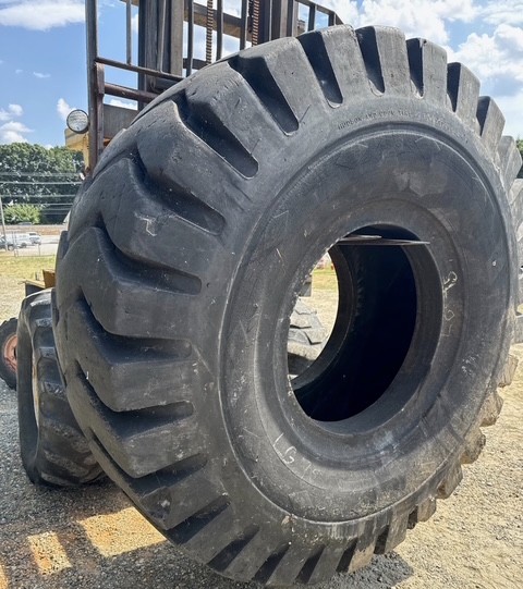 <font color='#da2127' font size ='2'><b>33.25X35 Goodyear OTR Tire E-3 L-3 SHRL8 Super Hard Rock Lug 8 32-Ply </font></b><br><font size ='1' color='grey'>CONDITION: </font><font size ='2'>Retread-Used<br><font size ='1' color='grey'>TREAD DEPTH:</font><font size ='2'> 30/32nds<br><font size ='1' color='grey'>DETAILS:</font><font size ='2'> Clean<br><font size ='1' color='grey'>REF #:</font><font size ='2'> Z467<br><font size ='1' color='grey'>LOCATION:</font><font size ='2'> Kernersville, NC