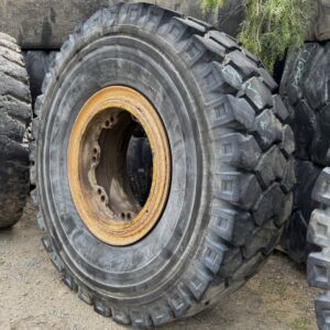 <font color='#da2127' font size ='2'><b>24.00R35 Michelin OTR Tire E-4 X-Traction 2-Star </font></b><br><font size ='1' color='grey'>CONDITION: </font><font size ='2'>Used<br><font size ='1' color='grey'>TREAD DEPTH:</font><font size ='2'>  61/32nds<br><font size ='1' color='grey'>DETAILS:</font><font size ='2'> Clean, Uneven Wear, On Cat 6G1742 Rim<br><font size ='1' color='grey'>REF #:</font><font size ='2'> Z492<br><font size ='1' color='grey'>LOCATION:</font><font size ='2'> San Jacinto, CA