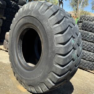 <font color='#da2127' font size ='2'><b>29.5X35 Firestone OTR Tire E-3 L-3 SRG Super Rock Grip 34-Ply </font></b><br><font size ='1' color='grey'>CONDITION: </font><font size ='2'>Used<br><font size ='1' color='grey'>TREAD DEPTH:</font><font size ='2'>  35/32nds<br><font size ='1' color='grey'>DETAILS:</font><font size ='2'> Clean, Uneven Wear<br><font size ='1' color='grey'>REF #:</font><font size ='2'> D673<br><font size ='1' color='grey'>LOCATION:</font><font size ='2'> San Jacinto, CA