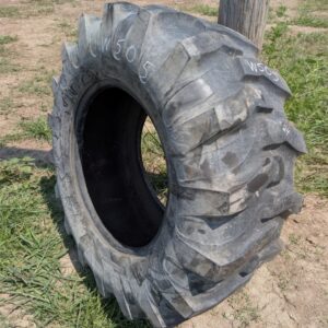 <font color='#da2127' font size ='2'><b>17.5LX24 Titan OTR Tire R-4 Industrial Tractor Lug 6-Ply </font></b><br><font size ='1' color='grey'>CONDITION: </font><font size ='2'>Used<br><font size ='1' color='grey'>TREAD DEPTH:</font><font size ='2'>  30/32nds<br><font size ='1' color='grey'>DETAILS:</font><font size ='2'> Clean<br><font size ='1' color='grey'>REF #:</font><font size ='2'> W505<br><font size ='1' color='grey'>LOCATION:</font><font size ='2'> Gilson, IL