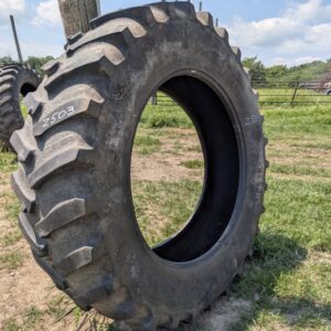 <font color='#da2127' font size ='2'><b>520/85R46 Firestone OTR Tire R-1W Deep Tread 23 158A8 </font></b><br><font size ='1' color='grey'>CONDITION: </font><font size ='2'>Used<br><font size ='1' color='grey'>TREAD DEPTH:</font><font size ='2'>  23/32nds<br><font size ='1' color='grey'>DETAILS:</font><font size ='2'> Clean, Uneven Wear, Stubble Wear Between Lugs<br><font size ='1' color='grey'>REF #:</font><font size ='2'> Z503<br><font size ='1' color='grey'>LOCATION:</font><font size ='2'> Gilson, IL
