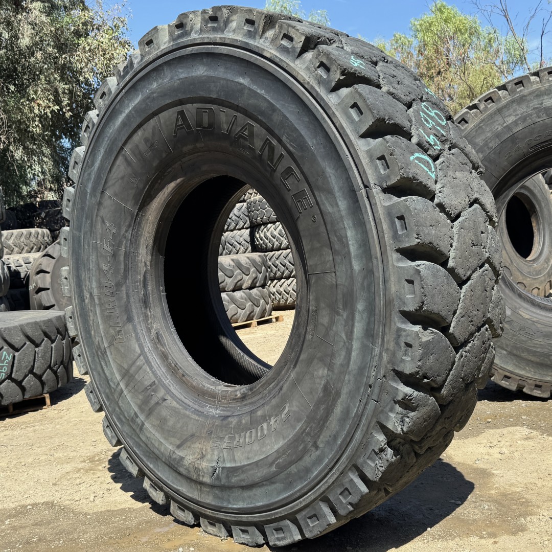 <font color='#da2127' font size ='2'><b>24.00R35 Advance OTR Tire E-4 GLR04 2-Star </font></b><br><font size ='1' color='grey'>CONDITION: </font><font size ='2'>Used<br><font size ='1' color='grey'>TREAD DEPTH:</font><font size ='2'> 39/32nds<br><font size ='1' color='grey'>DETAILS:</font><font size ='2'> Clean, Rock Wear on One Shoulder<br><font size ='1' color='grey'>REF #:</font><font size ='2'> D698<br><font size ='1' color='grey'>LOCATION:</font><font size ='2'> San Jacinto, CA
