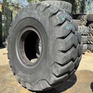 <font color='#da2127' font size ='2'><b>26.5X25 Firestone OTR Tire E-3 L-3 SRG Super Rock Grip 44-Ply </font></b><br><font size ='1' color='grey'>CONDITION: </font><font size ='2'>Used<br><font size ='1' color='grey'>TREAD DEPTH:</font><font size ='2'>  42/32nds<br><font size ='1' color='grey'>DETAILS:</font><font size ='2'> Clean<br><font size ='1' color='grey'>REF #:</font><font size ='2'> Z524<br><font size ='1' color='grey'>LOCATION:</font><font size ='2'> San Jacinto, CA