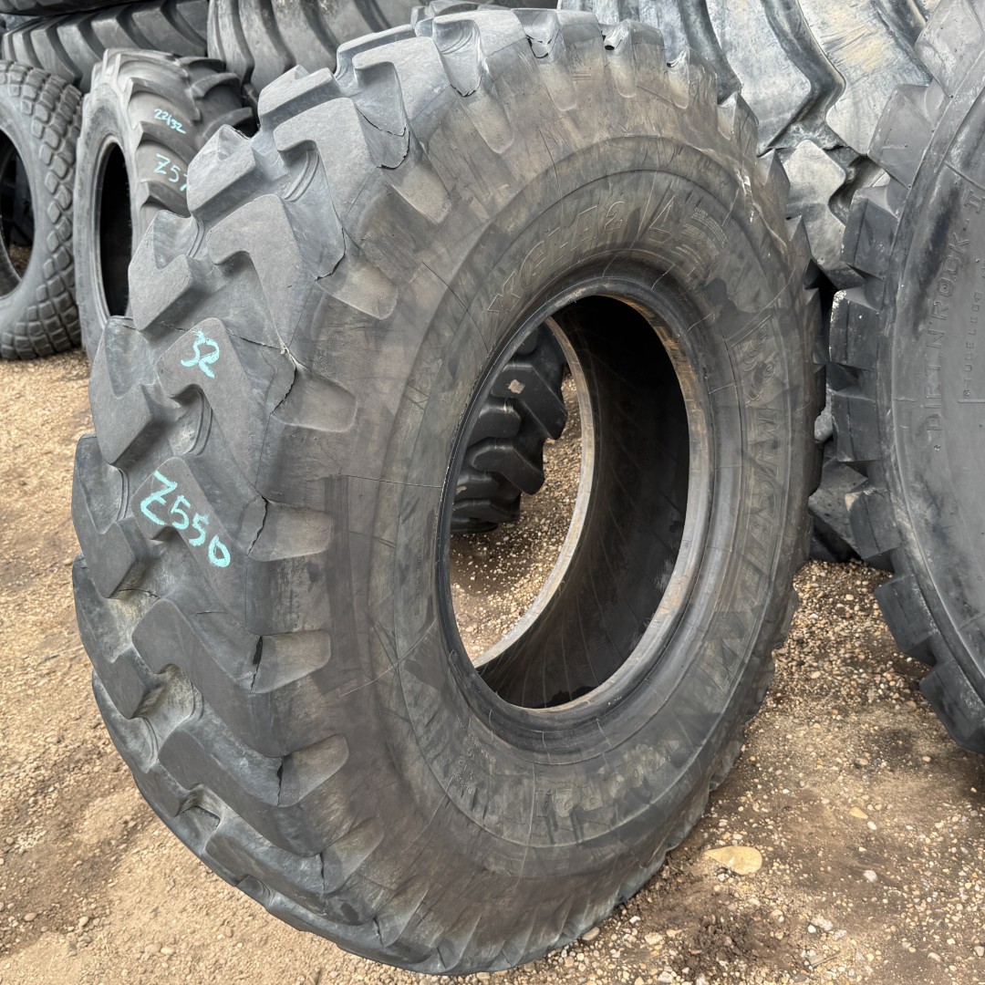 <font color='#da2127' font size ='2'><b>14.00R24 Michelin OTR Tire E-2 L-2 G-2 XGLA2 1-Star </font></b><br><font size ='1' color='grey'>CONDITION: </font><font size ='2'>Used<br><font size ='1' color='grey'>TREAD DEPTH:</font><font size ='2'> 32/32nds<br><font size ='1' color='grey'>DETAILS:</font><font size ='2'> Clean<br><font size ='1' color='grey'>REF #:</font><font size ='2'> Z550<br><font size ='1' color='grey'>LOCATION:</font><font size ='2'> Amarillo, TX