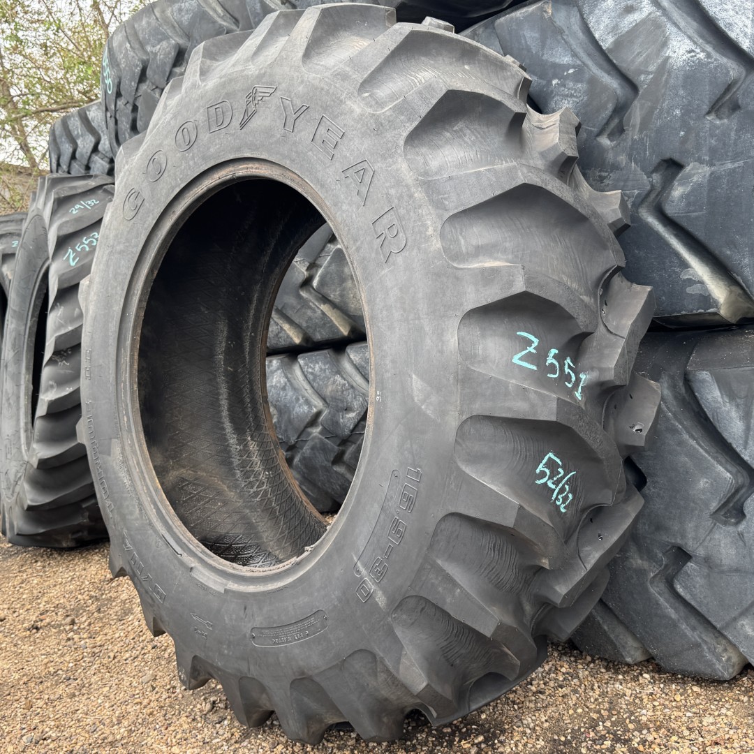 <font color='#da2127' font size ='2'><b>16.9X30 Goodyear OTR Tire R-1 Dyna Torque II 6-Ply </font></b><br><font size ='1' color='grey'>CONDITION: </font><font size ='2'>Used<br><font size ='1' color='grey'>TREAD DEPTH:</font><font size ='2'> 52/32nds<br><font size ='1' color='grey'>DETAILS:</font><font size ='2'> Clean, Bead Wear<br><font size ='1' color='grey'>REF #:</font><font size ='2'> Z551<br><font size ='1' color='grey'>LOCATION:</font><font size ='2'> Amarillo, TX