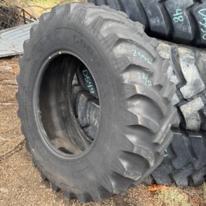 <font color='#da2127' font size ='2'><b>18.4R30 Goodyear OTR Tire R-1 Dyna Torque II 143A8 </font></b><br><font size ='1' color='grey'>CONDITION: </font><font size ='2'>Used<br><font size ='1' color='grey'>TREAD DEPTH:</font><font size ='2'>  28/32nds<br><font size ='1' color='grey'>DETAILS:</font><font size ='2'> Clean<br><font size ='1' color='grey'>REF #:</font><font size ='2'> Z552<br><font size ='1' color='grey'>LOCATION:</font><font size ='2'> Amarillo, TX