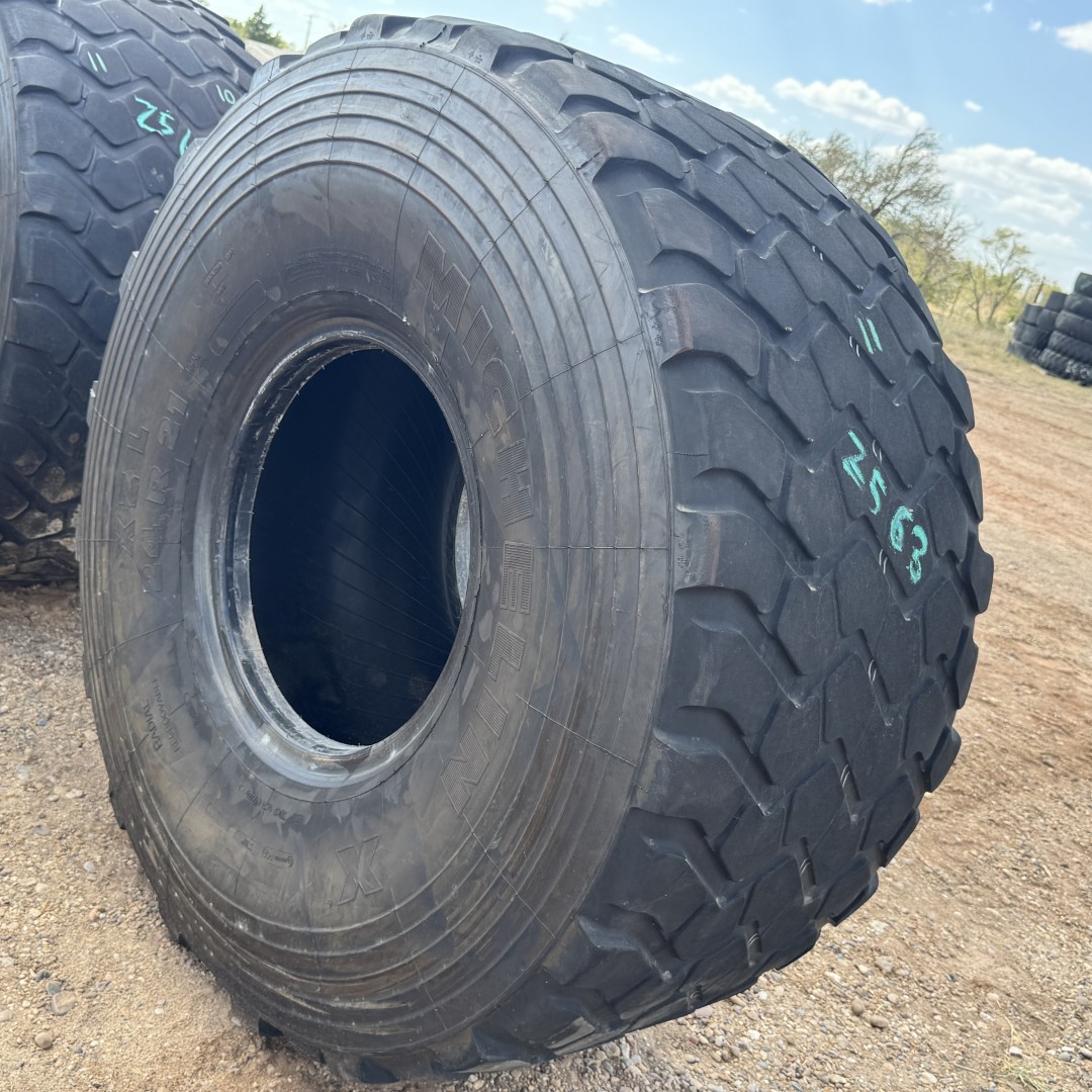 <font color='#da2127' font size ='2'><b>24R21 Michelin OTR Tire M-3 Off-Road XZL Military 16-Ply </font></b><br><font size ='1' color='grey'>CONDITION: </font><font size ='2'>Used<br><font size ='1' color='grey'>TREAD DEPTH:</font><font size ='2'> 11/32nds<br><font size ='1' color='grey'>DETAILS:</font><font size ='2'> Clean<br><font size ='1' color='grey'>REF #:</font><font size ='2'> Z563<br><font size ='1' color='grey'>LOCATION:</font><font size ='2'> Amarillo, TX