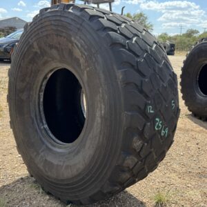 <font color='#da2127' font size ='2'><b>24R21 Michelin OTR Tire M-3 Off-Road XZL Military  16-Ply </font></b><br><font size ='1' color='grey'>CONDITION: </font><font size ='2'>Used<br><font size ='1' color='grey'>TREAD DEPTH:</font><font size ='2'>  8/32nds<br><font size ='1' color='grey'>DETAILS:</font><font size ='2'> Clean, Uneven Wear on One Shoulder<br><font size ='1' color='grey'>REF #:</font><font size ='2'> Z569<br><font size ='1' color='grey'>LOCATION:</font><font size ='2'> Amarillo, TX
