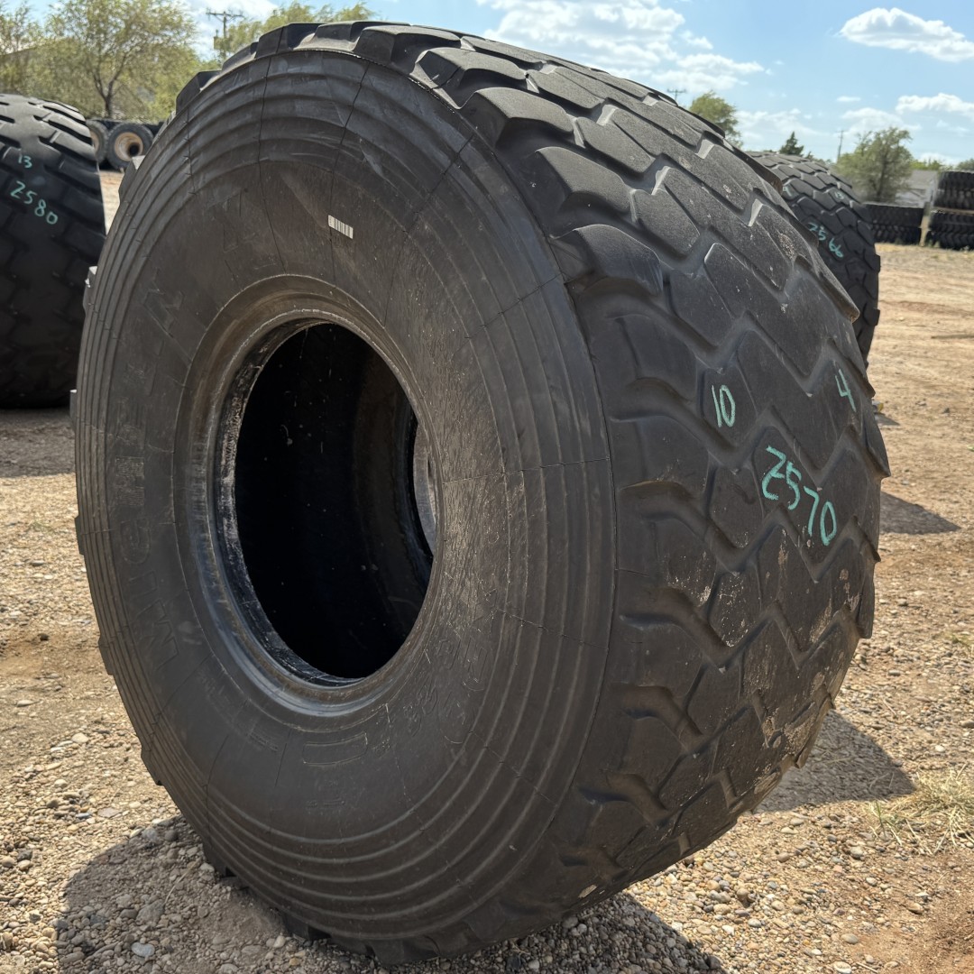 <font color='#da2127' font size ='2'><b>24R21 Michelin OTR Tire M-3 Off-Road XZL Military 16-Ply </font></b><br><font size ='1' color='grey'>CONDITION: </font><font size ='2'>Used<br><font size ='1' color='grey'>TREAD DEPTH:</font><font size ='2'> 7/32nds<br><font size ='1' color='grey'>DETAILS:</font><font size ='2'> Clean, Worn Low on One Shoulder<br><font size ='1' color='grey'>REF #:</font><font size ='2'> Z570<br><font size ='1' color='grey'>LOCATION:</font><font size ='2'> Amarillo, TX