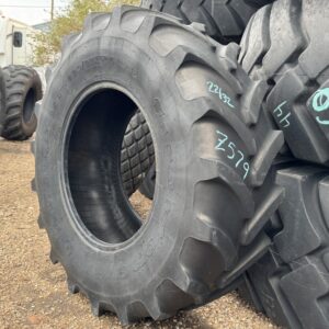 <font color='#da2127' font size ='2'><b>380/85R24 Firestone OTR Tire R-1W Performer 85 131D </font></b><br><font size ='1' color='grey'>CONDITION: </font><font size ='2'>Used<br><font size ='1' color='grey'>TREAD DEPTH:</font><font size ='2'>  22/32nds<br><font size ='1' color='grey'>DETAILS:</font><font size ='2'> Clean, Bead Chip<br><font size ='1' color='grey'>REF #:</font><font size ='2'> Z579<br><font size ='1' color='grey'>LOCATION:</font><font size ='2'> Amarillo, TX