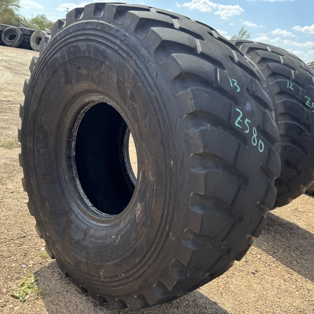<font color='#da2127' font size ='2'><b>24R21 Bridgestone OTR Tire E-2 VGT 1-Star </font></b><br><font size ='1' color='grey'>CONDITION: </font><font size ='2'>Used<br><font size ='1' color='grey'>TREAD DEPTH:</font><font size ='2'> 13/32nds<br><font size ='1' color='grey'>DETAILS:</font><font size ='2'> Clean<br><font size ='1' color='grey'>REF #:</font><font size ='2'> Z580<br><font size ='1' color='grey'>LOCATION:</font><font size ='2'> Amarillo, TX
