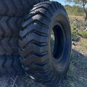 <font color='#da2127' font size ='2'><b>16.00X24 Specialty Tires of America OTR Tire E-3 L-3 G-3 Rock Service 16-Ply </font></b><br><font size ='1' color='grey'>CONDITION: </font><font size ='2'>New<br><font size ='1' color='grey'>TREAD DEPTH:</font><font size ='2'>  34/32nds<br><font size ='1' color='grey'>DETAILS:</font><font size ='2'> Unused<br><font size ='1' color='grey'>REF #:</font><font size ='2'> AD009<br><font size ='1' color='grey'>LOCATION:</font><font size ='2'> Amarillo, TX