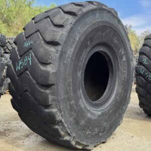 <font color='#da2127' font size ='2'><b>29.5R25 Michelin OTR Tire E-3 XADN+ 2-Star </font></b><br><font size ='1' color='grey'>CONDITION: </font><font size ='2'>Used<br><font size ='1' color='grey'>TREAD DEPTH:</font><font size ='2'>  16/32nds<br><font size ='1' color='grey'>DETAILS:</font><font size ='2'> Clean, Minor Shoulder Cuts<br><font size ='1' color='grey'>REF #:</font><font size ='2'> W584<br><font size ='1' color='grey'>LOCATION:</font><font size ='2'> Saskatoon, SK